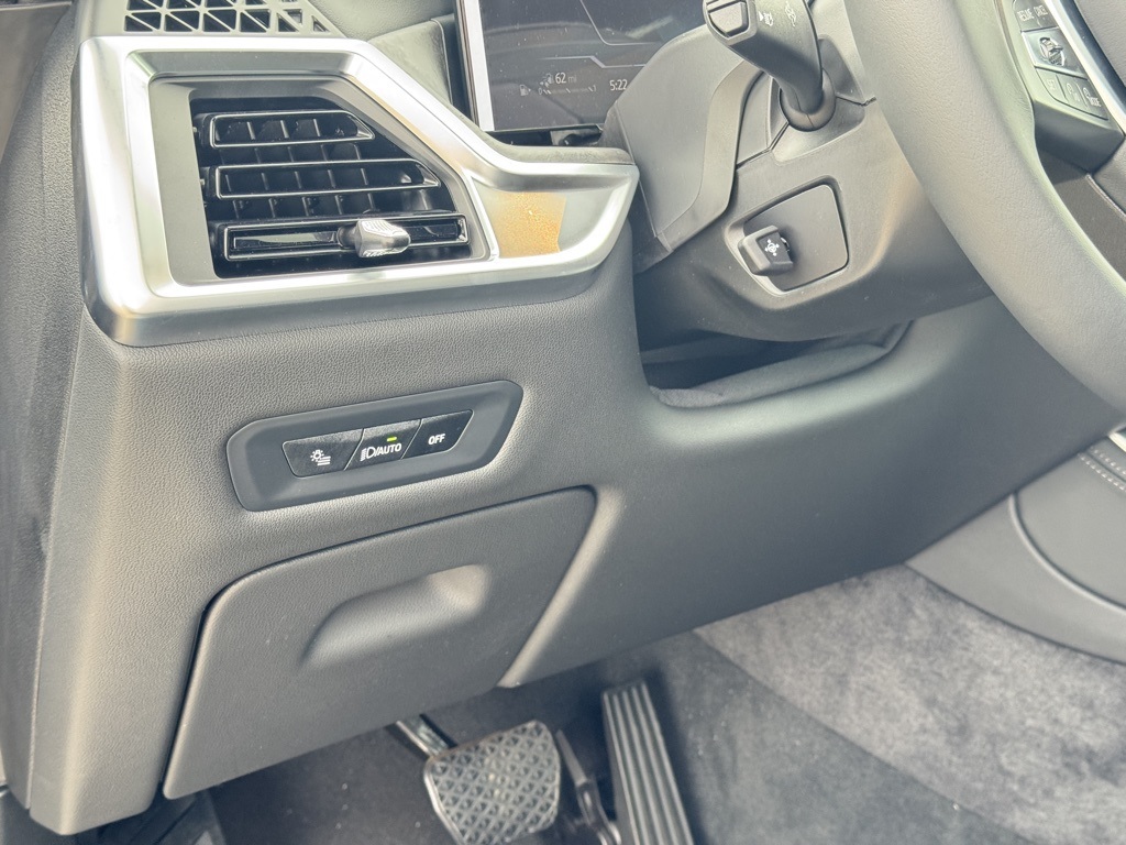 2026 Bmw X5 xDrive50e photo 12