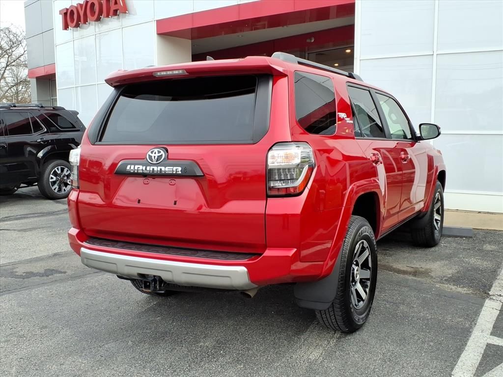 2024 Toyota 4Runner TRD Premium photo 2