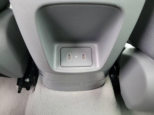 2025 Hyundai Elantra SEL Convenience photo 13