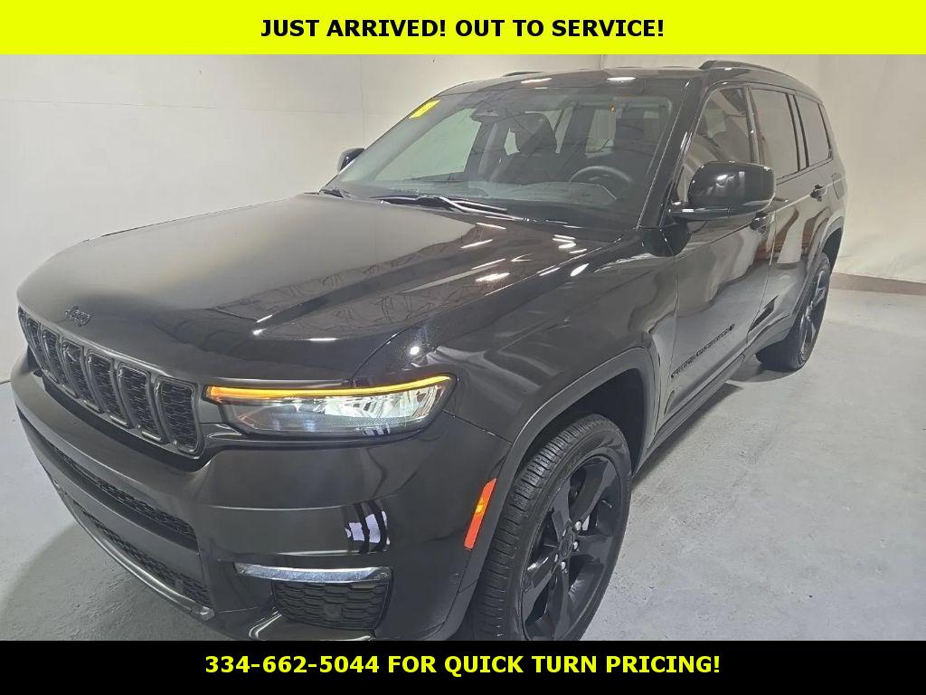 2024 Jeep Grand Cherokee Limited photo 2