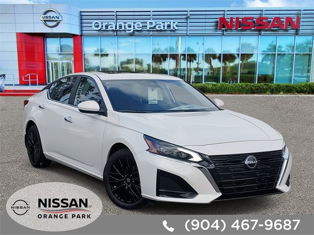 2025 Nissan Altima SV's photo