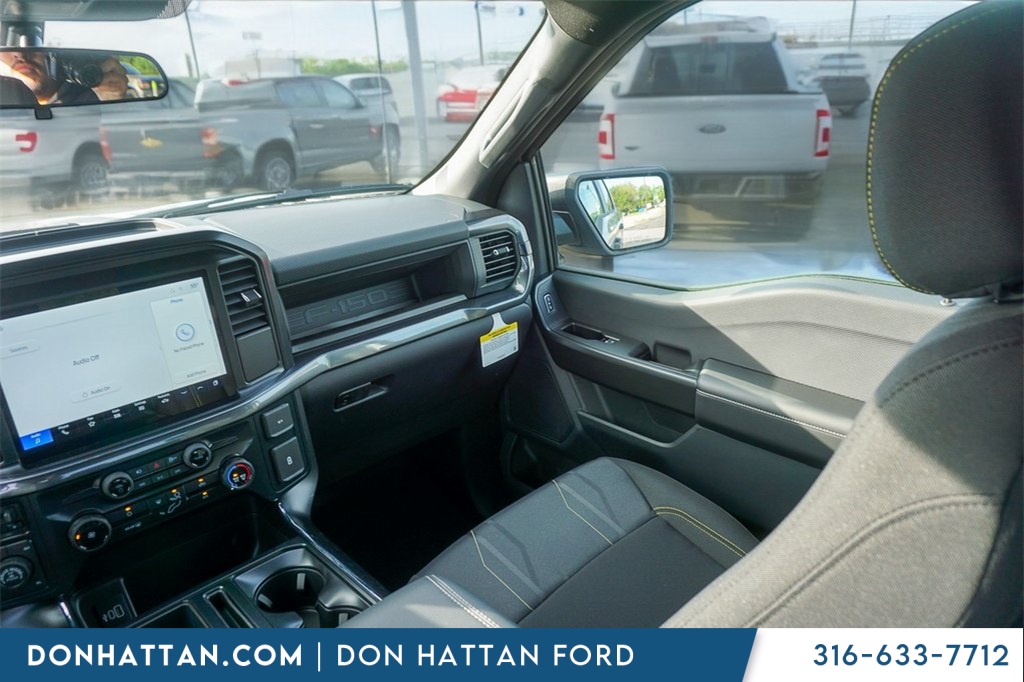 2025 Ford F-150 STX photo 12