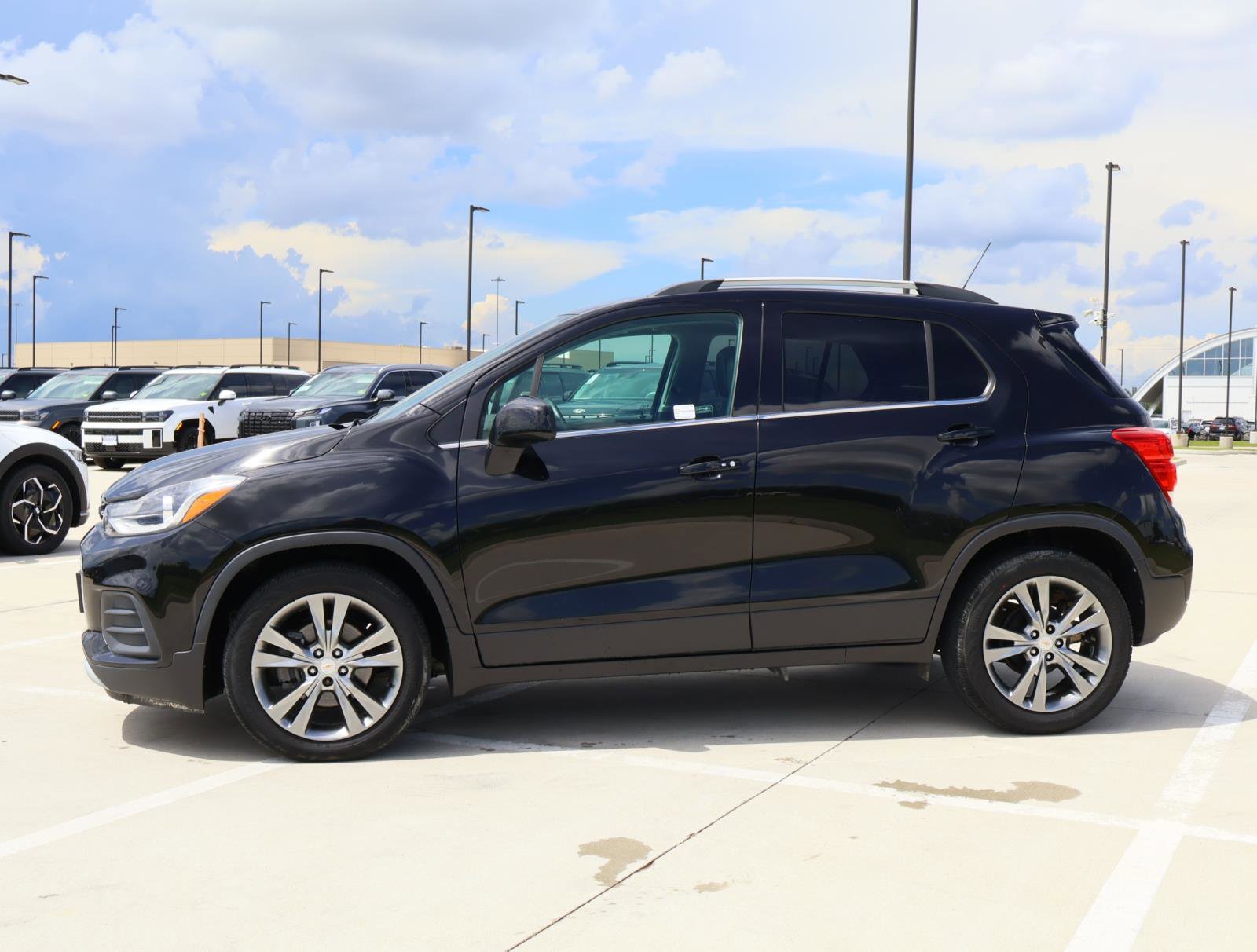 KL7CJLSB2LB335017