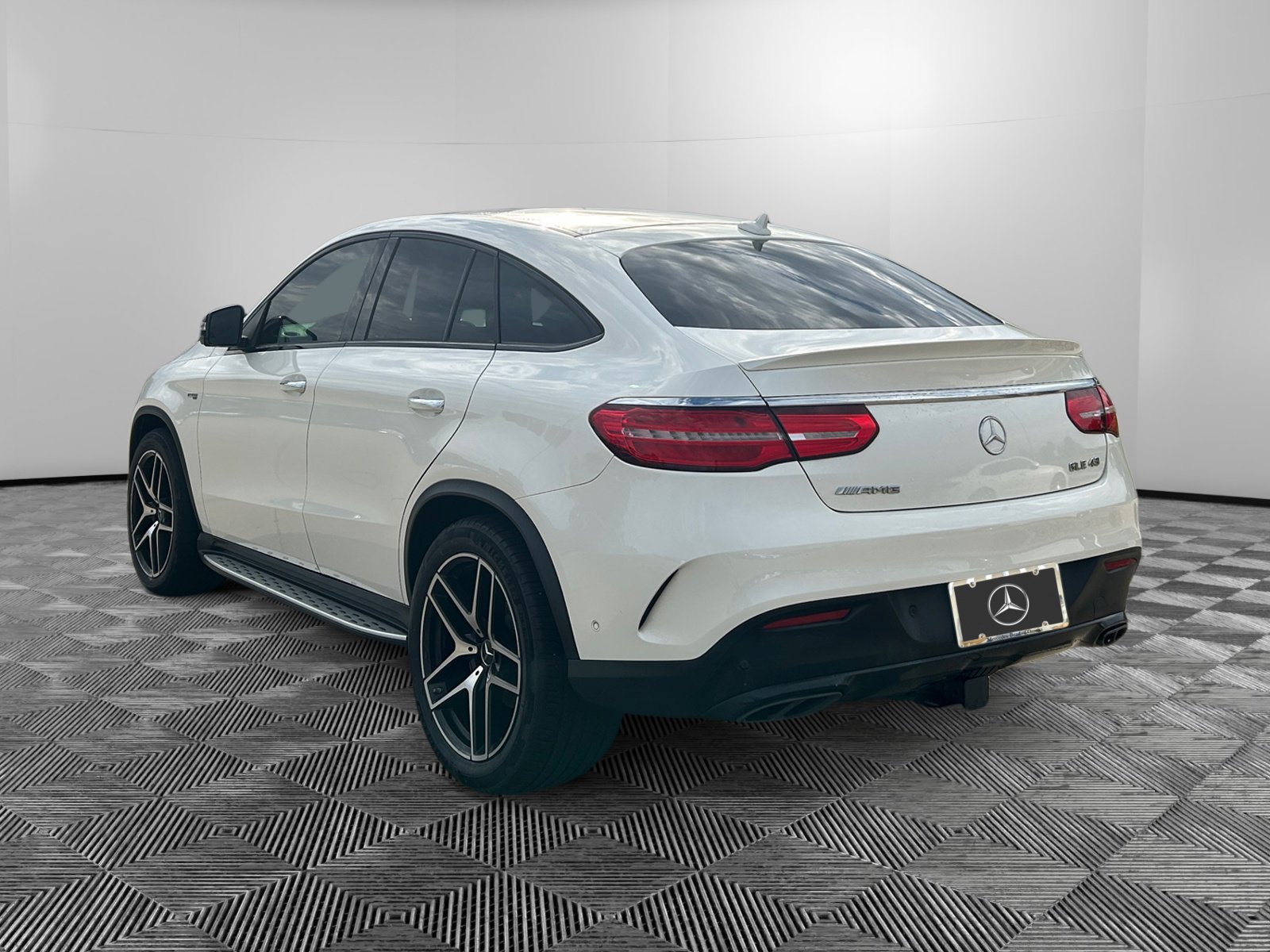 2019 Mercedes Benz GLE AMG 43 4MATIC photo 3