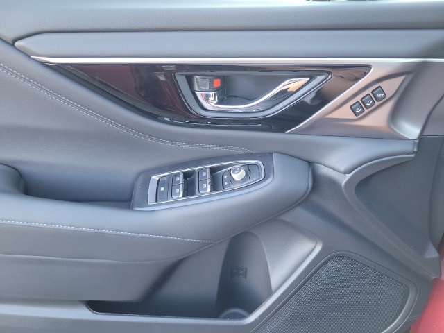 2025 Subaru Outback Limited photo 14