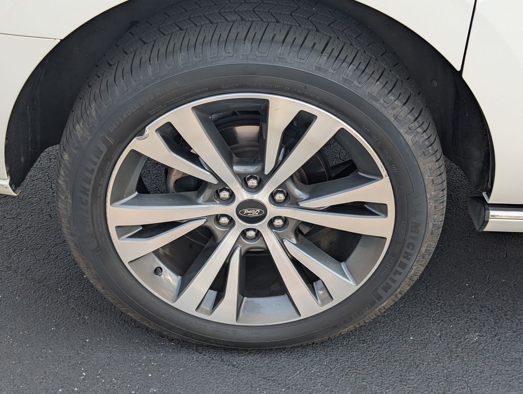 2020 Ford Expedition MAX Platinum photo 22