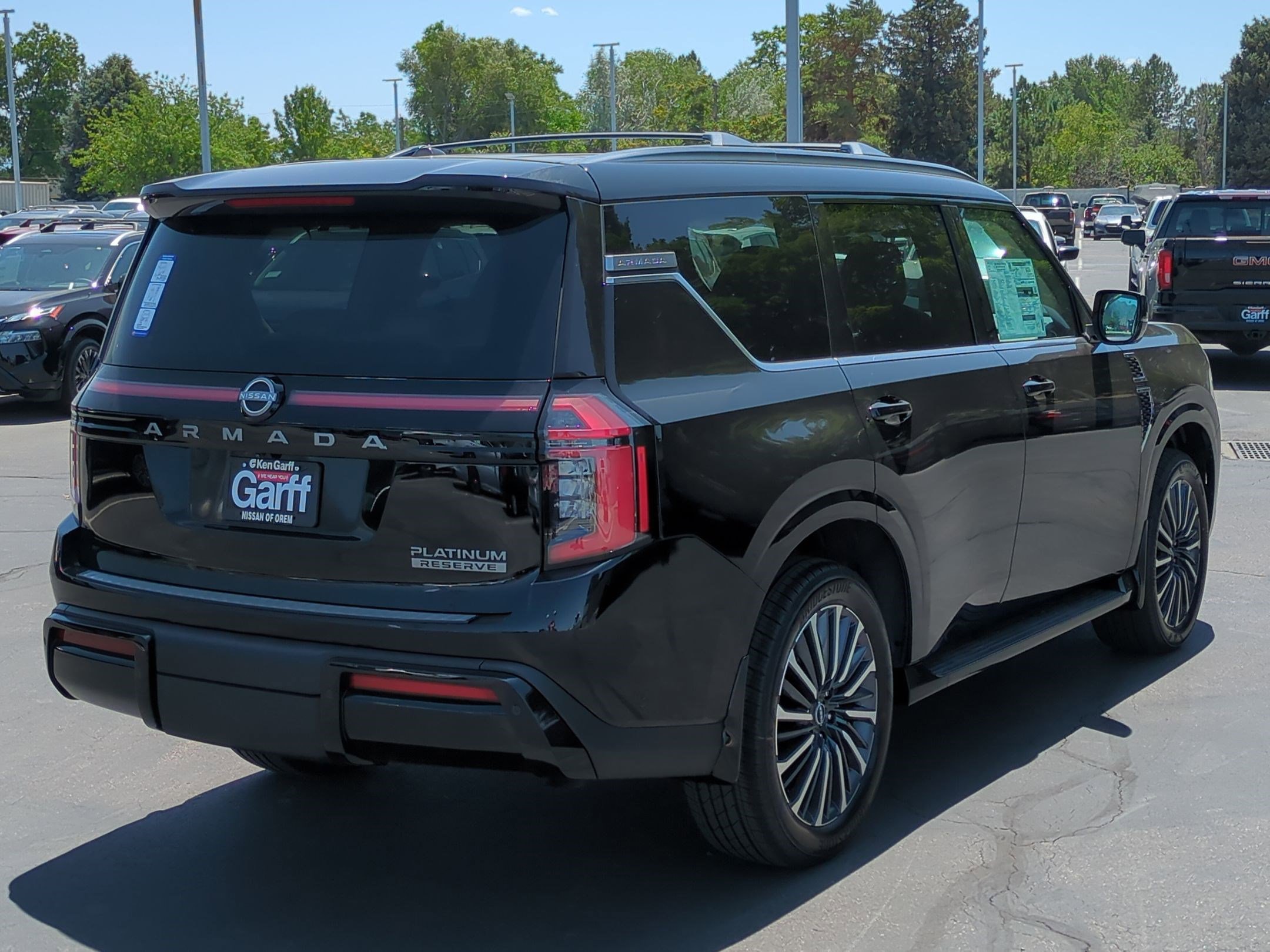 2025 Nissan Armada Platinum Reserve photo 3