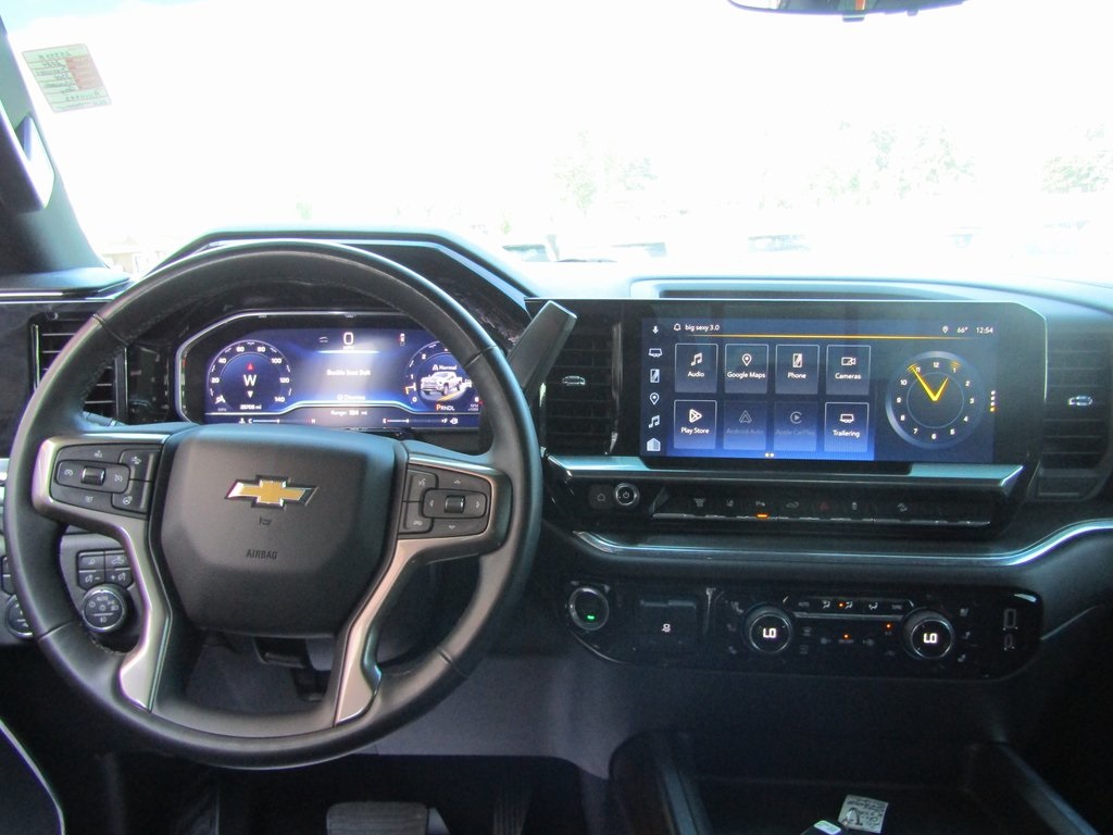 2024 Chevrolet Silverado 3500HD High Country photo 4