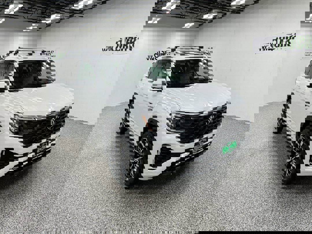 2026 Volkswagen Atlas SEL Premium R-Line's photo