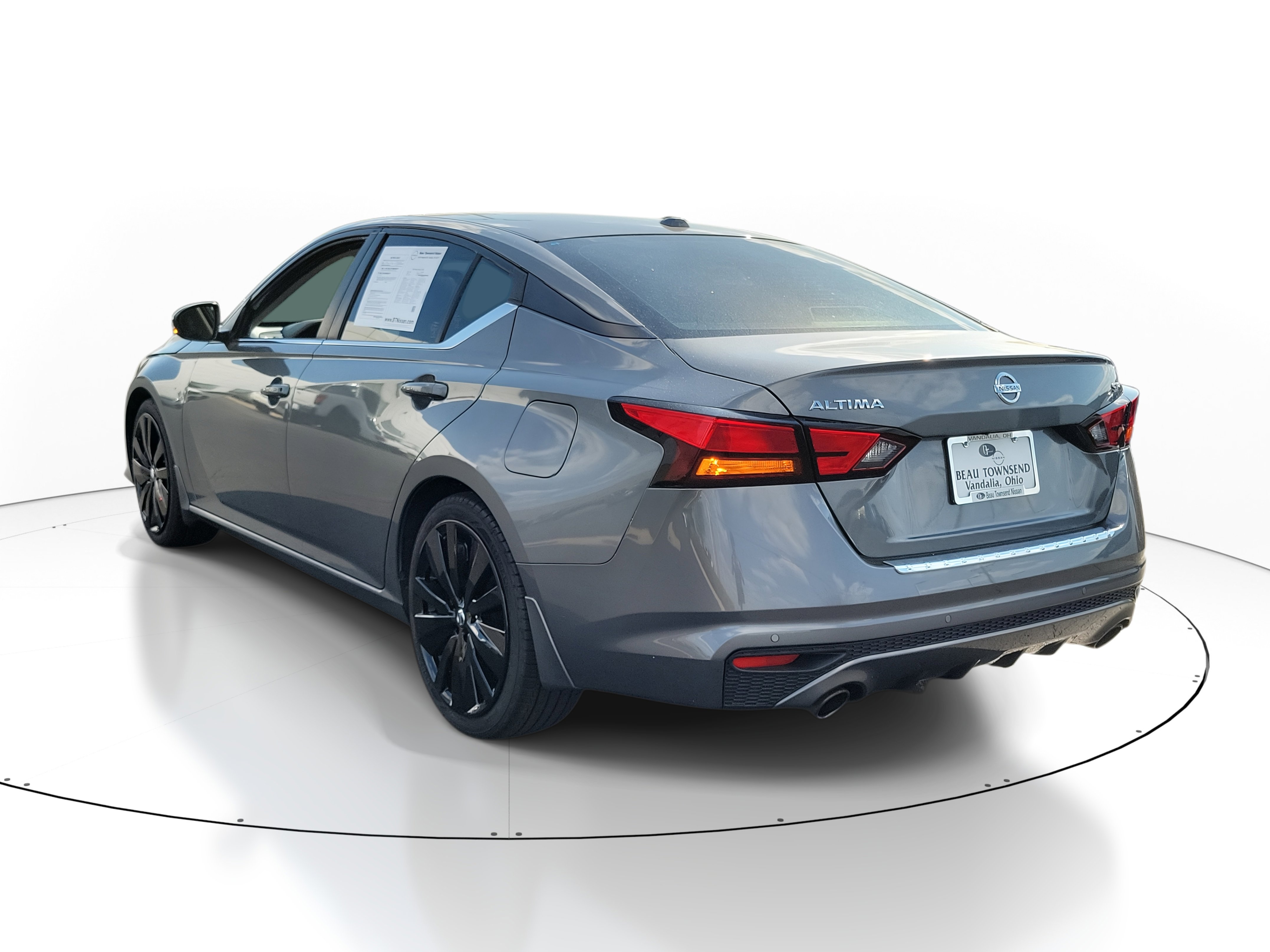 2020 Nissan Altima 2.5 SR photo 3