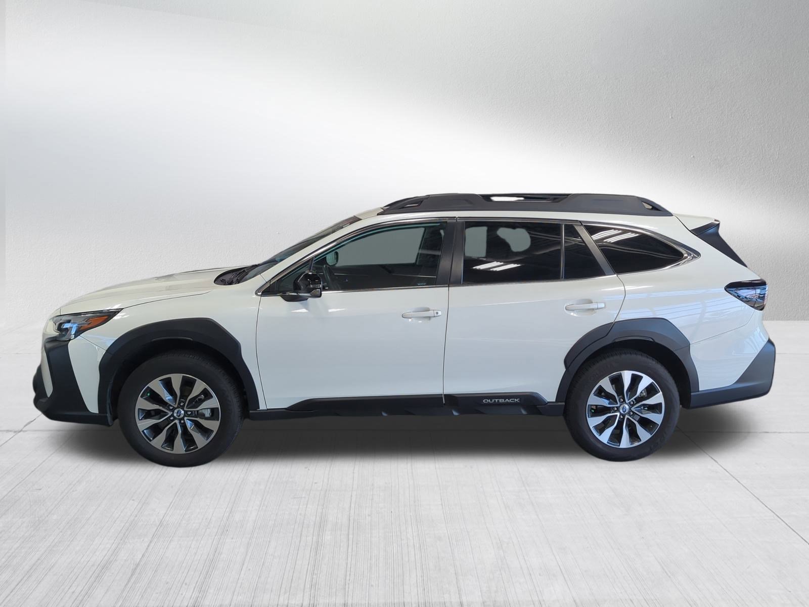 2023 Subaru Outback Limited photo 4
