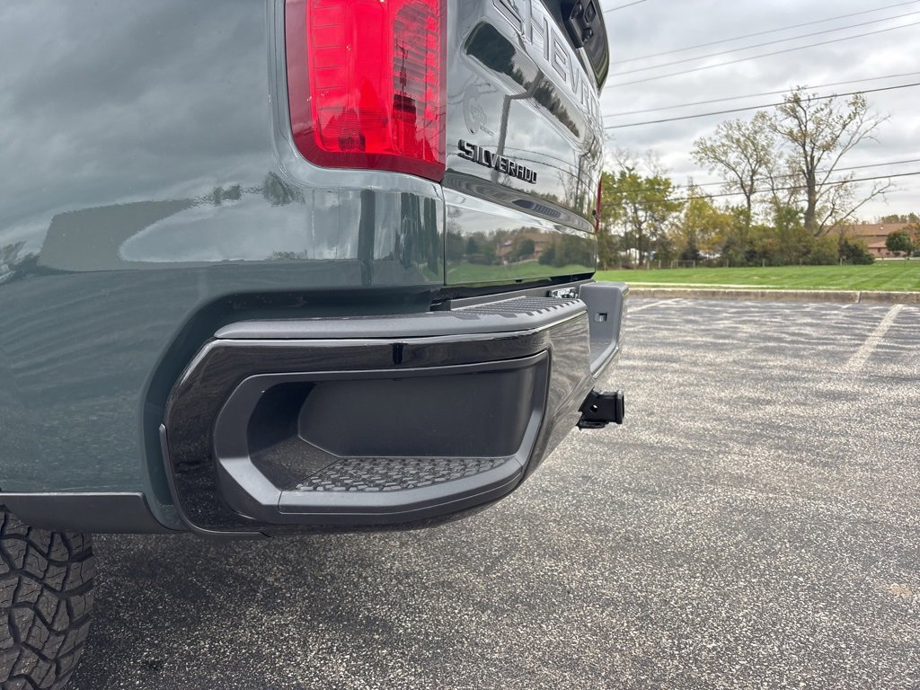 2026 Chevrolet Silverado 1500 Custom Trail Boss photo 3