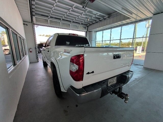 2018 Toyota Tundra SR5 photo 4