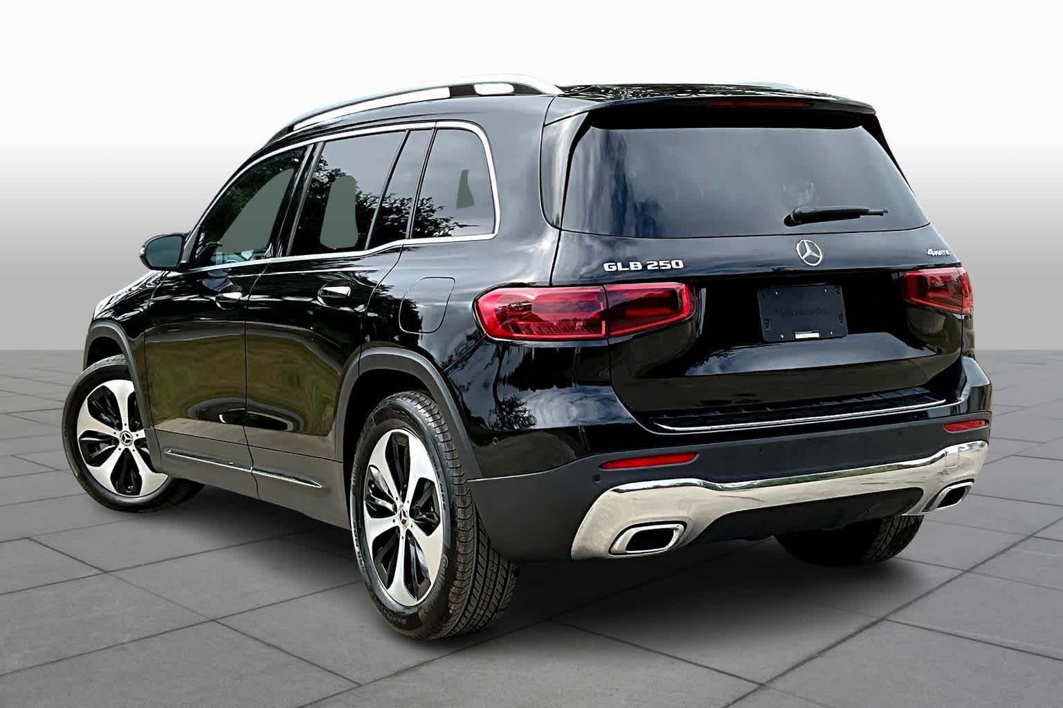 2024 Mercedes Benz GLB 250 4MATIC photo 21