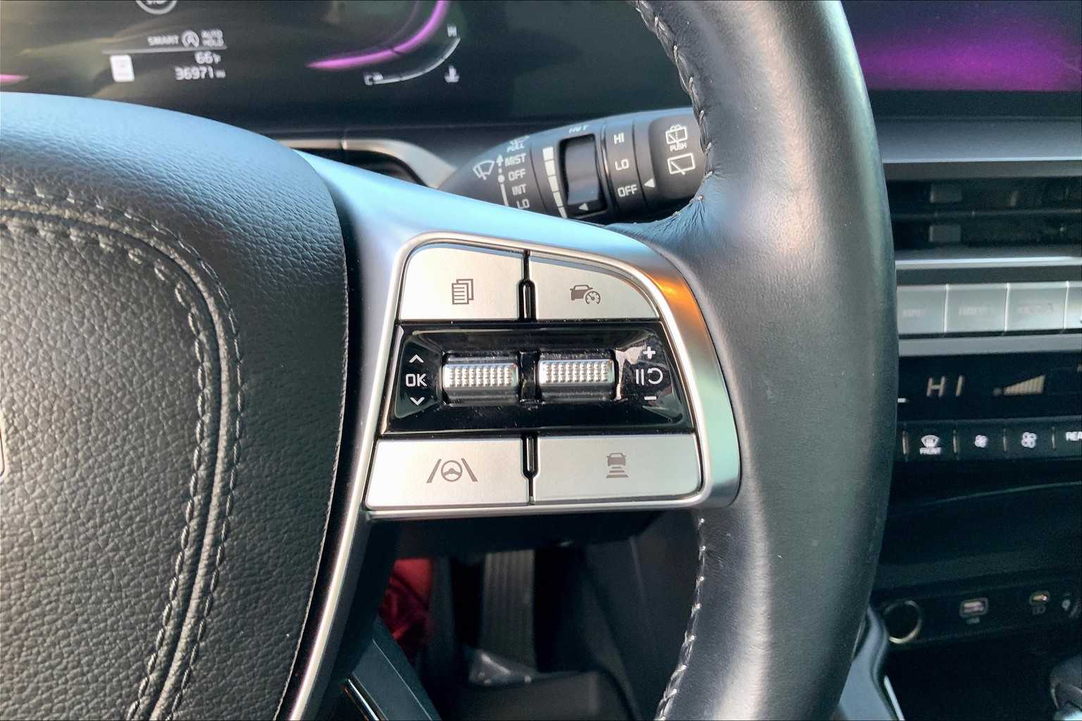 2023 Kia Telluride S photo 22