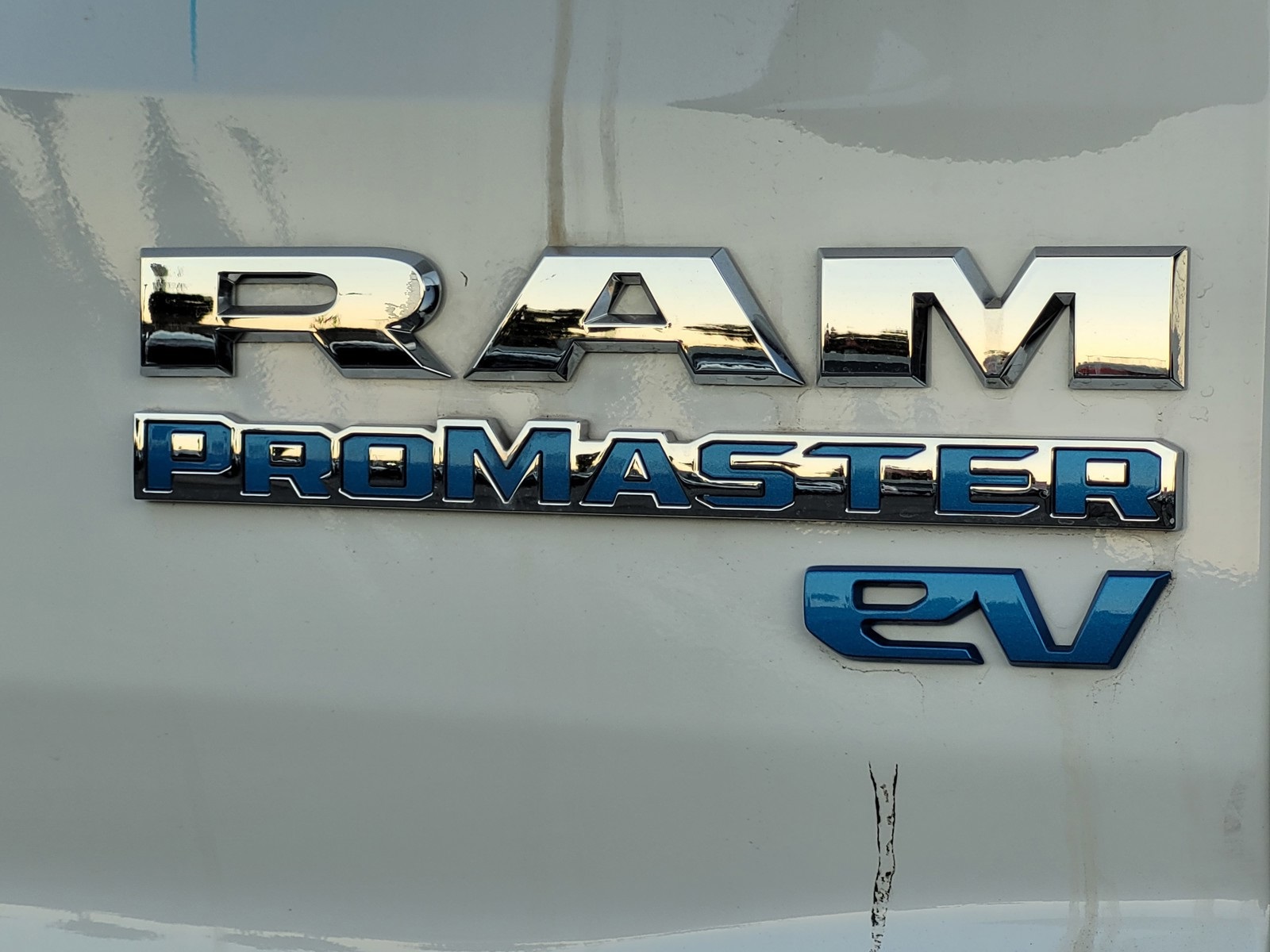 2024 Ram 3500 photo 7