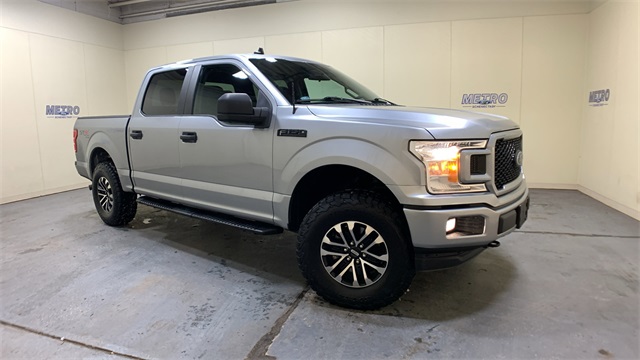 2020 Ford F-150 XL's photo