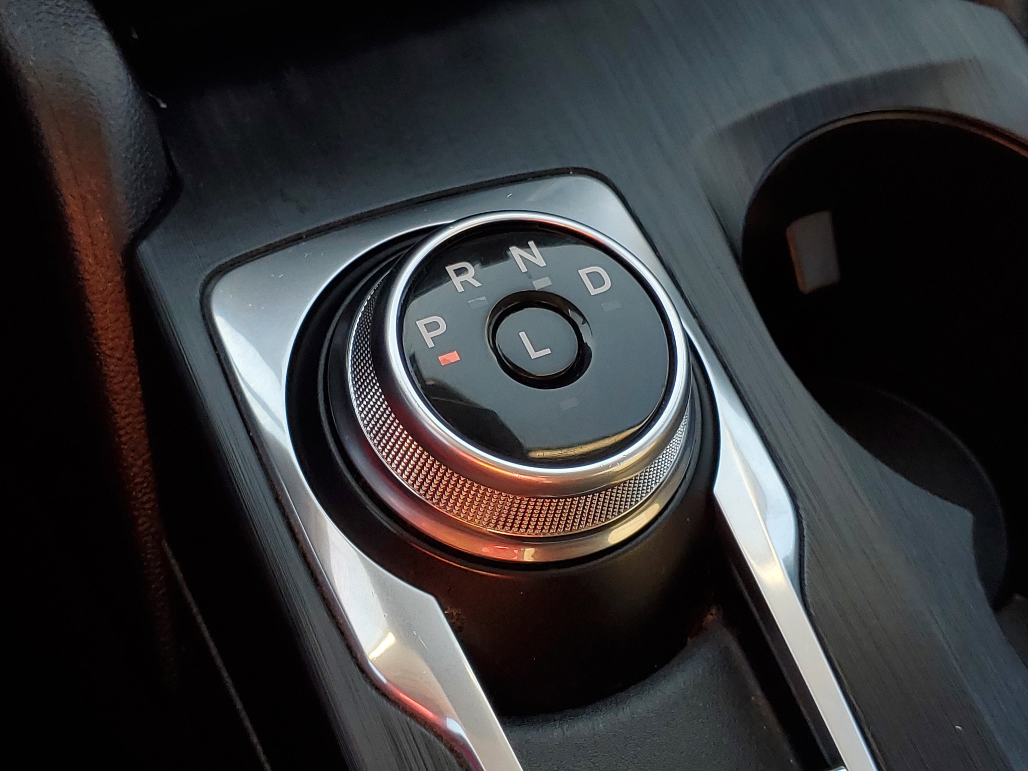 2022 Ford Escape S photo 10