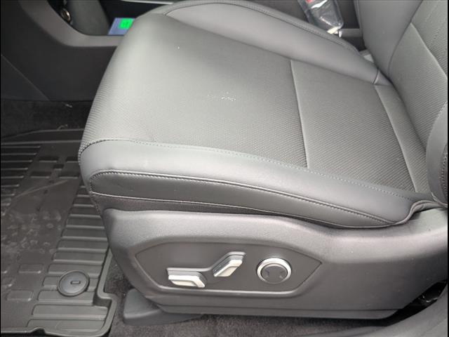 2026 Hyundai Santa Fe SEL photo 3