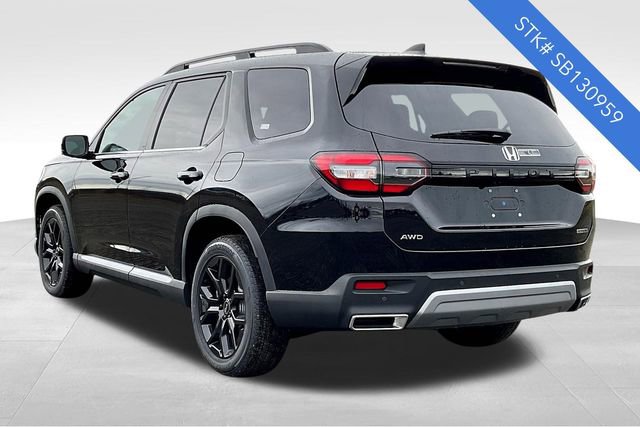 2025 Honda Pilot Touring photo 3