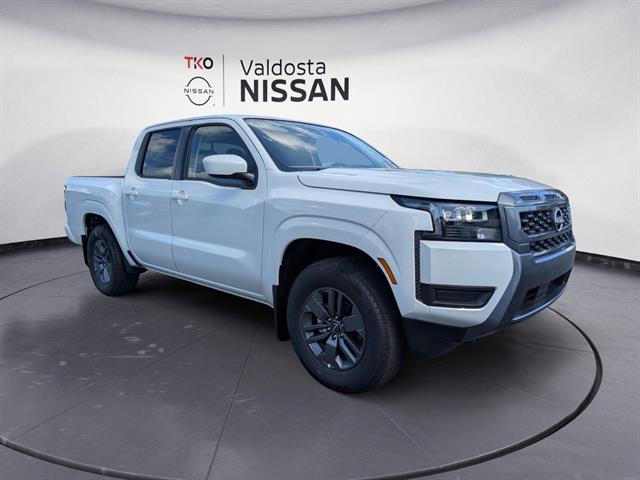 2026 Nissan Frontier SV's photo