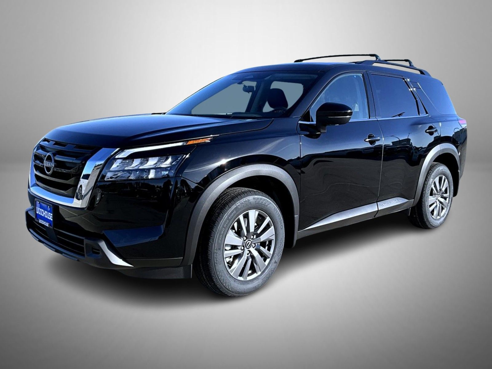 2025 Nissan Pathfinder SV's photo