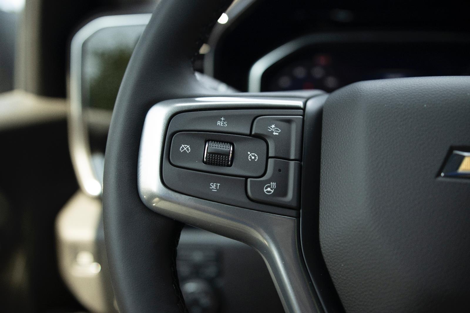 2025 Chevrolet Silverado 1500 LT photo 12