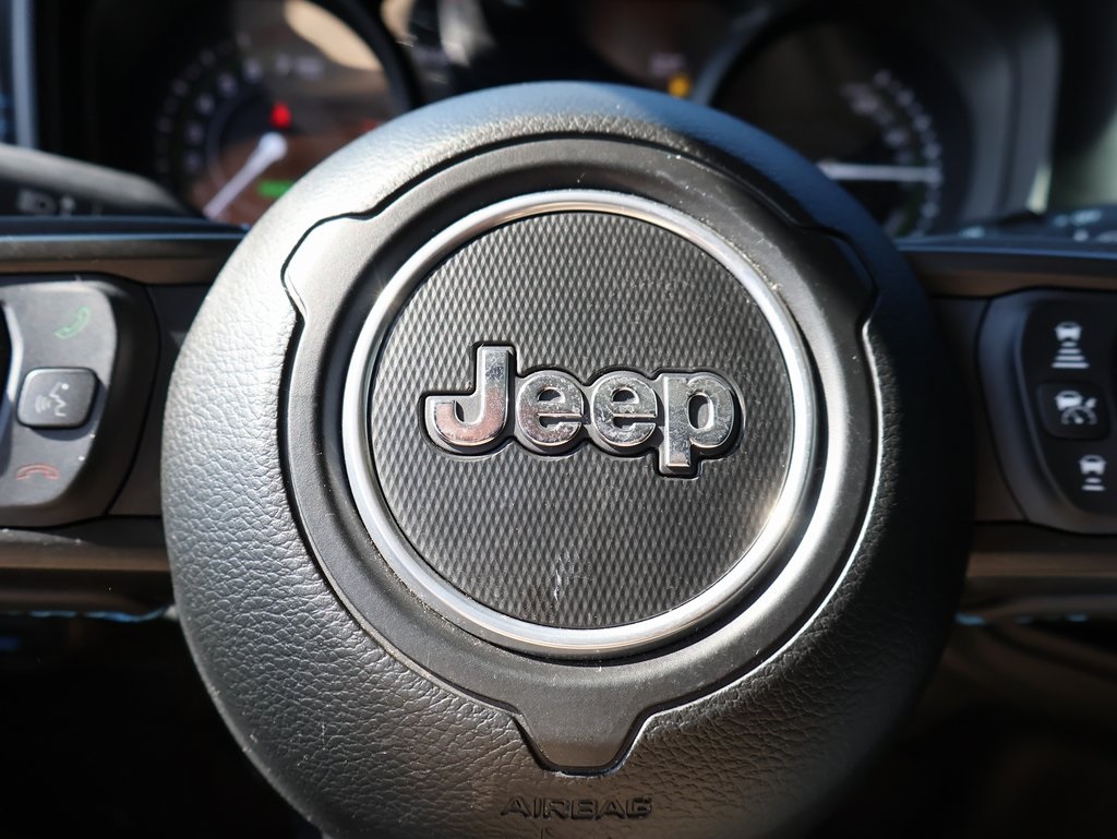 2024 Jeep Wrangler Rubicon 4xe photo 25