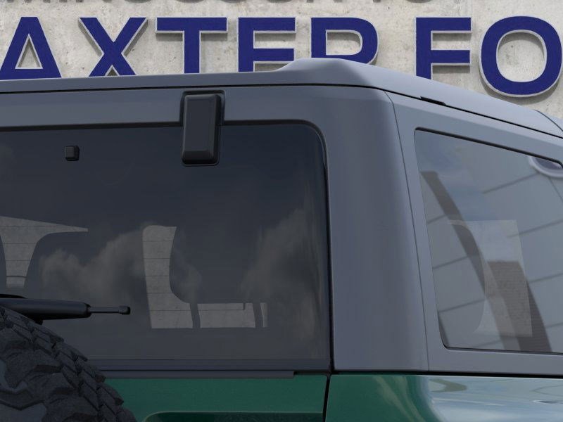 2025 Ford Bronco Base photo 3