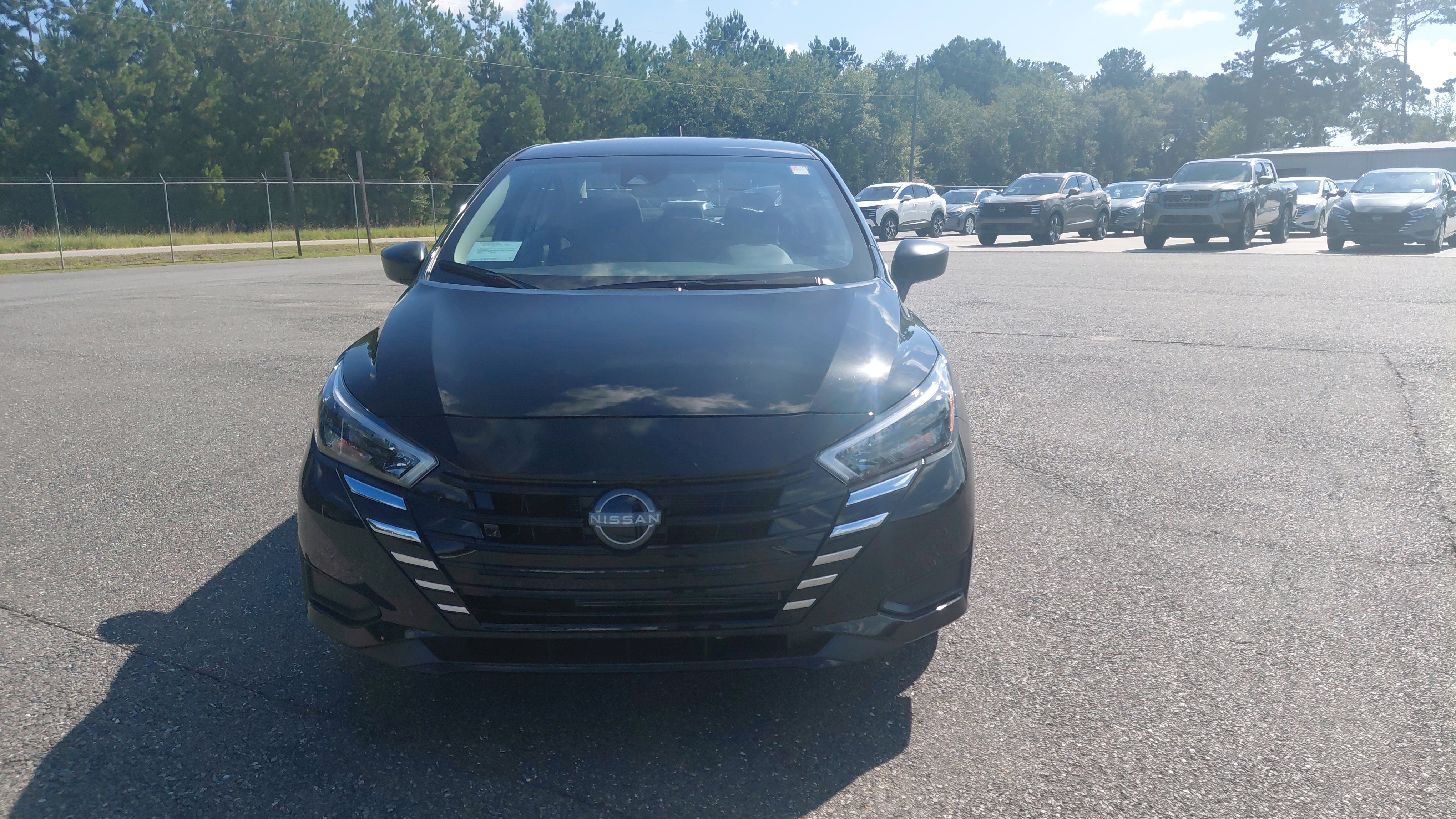 2025 Nissan Versa Sedan S's photo