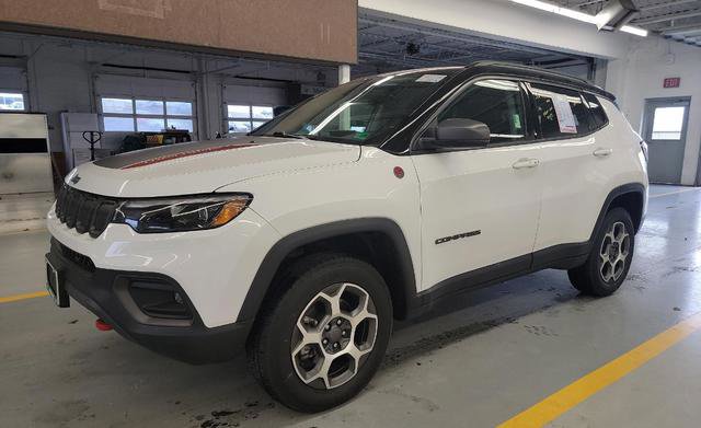 2022 Jeep Compass Trailhawk's photo