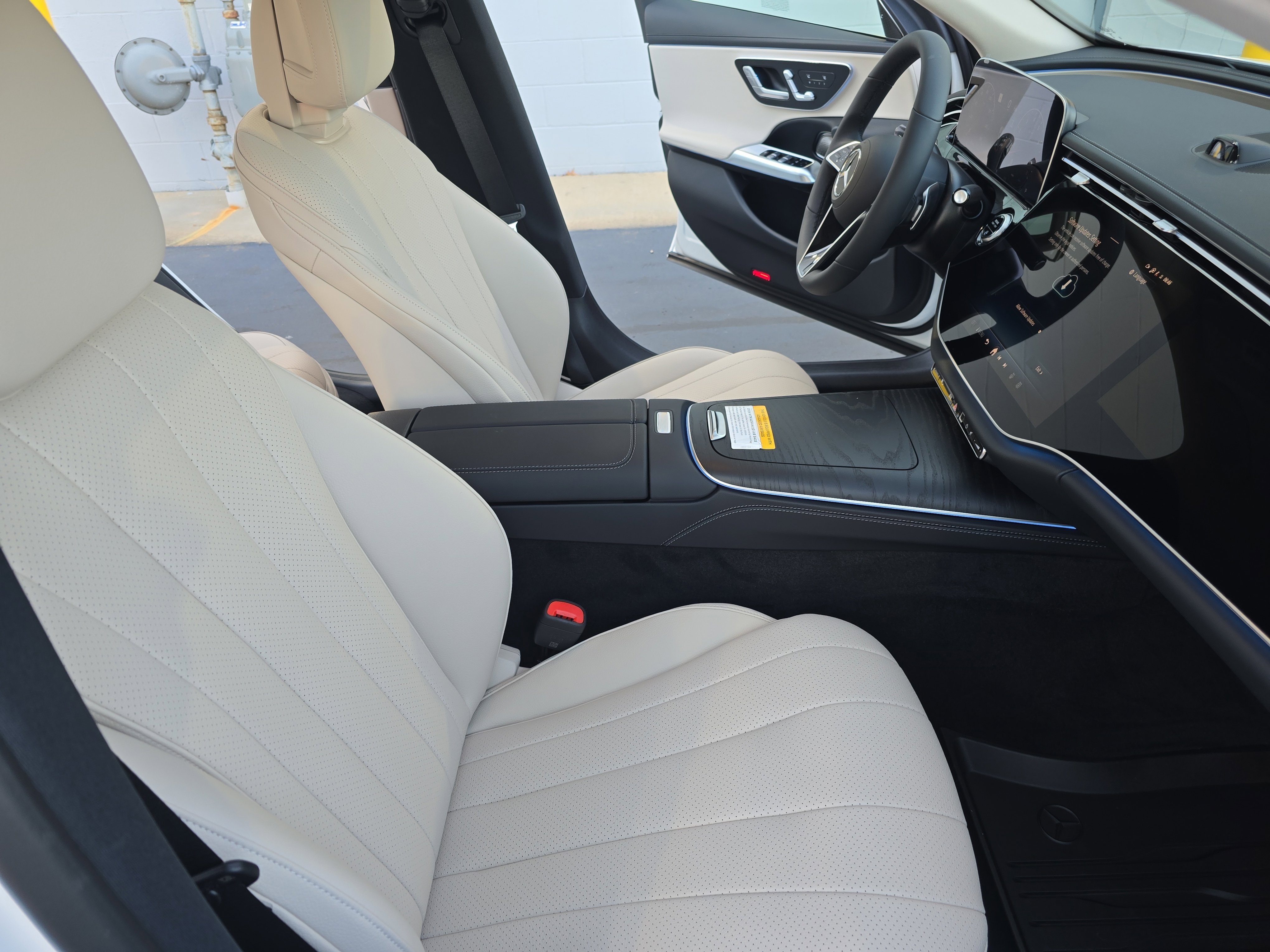 2026 Mercedes Benz E 350 photo 7