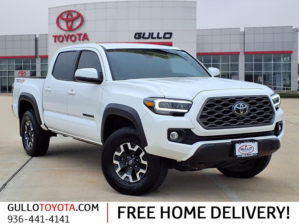2023 Toyota Tacoma TRD Off Road's photo