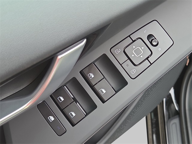 2026 Kia Niro EX photo 4