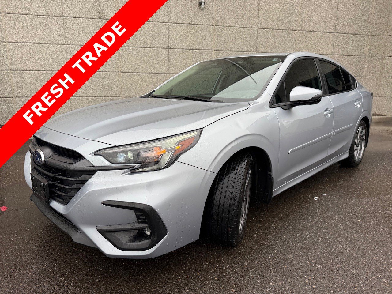 2024 Subaru Legacy Limited's photo