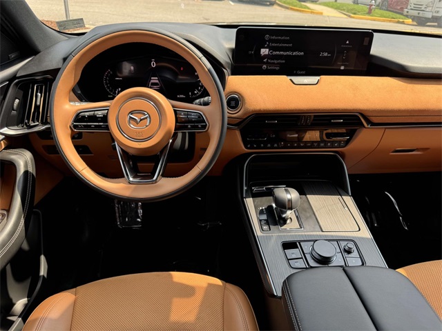 2025 Mazda CX-70 3.3 Turbo Premium Plus photo 2