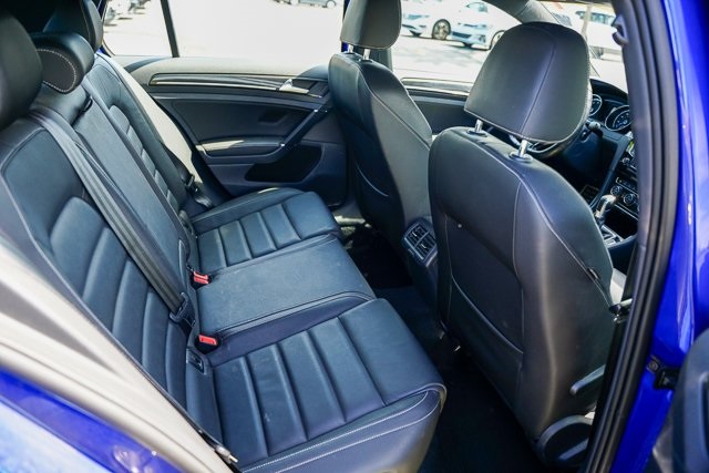 2017 Volkswagen Golf R 4Motion photo 26