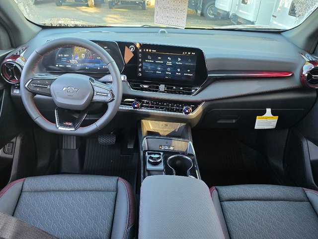 2026 Chevrolet Equinox RS photo 2