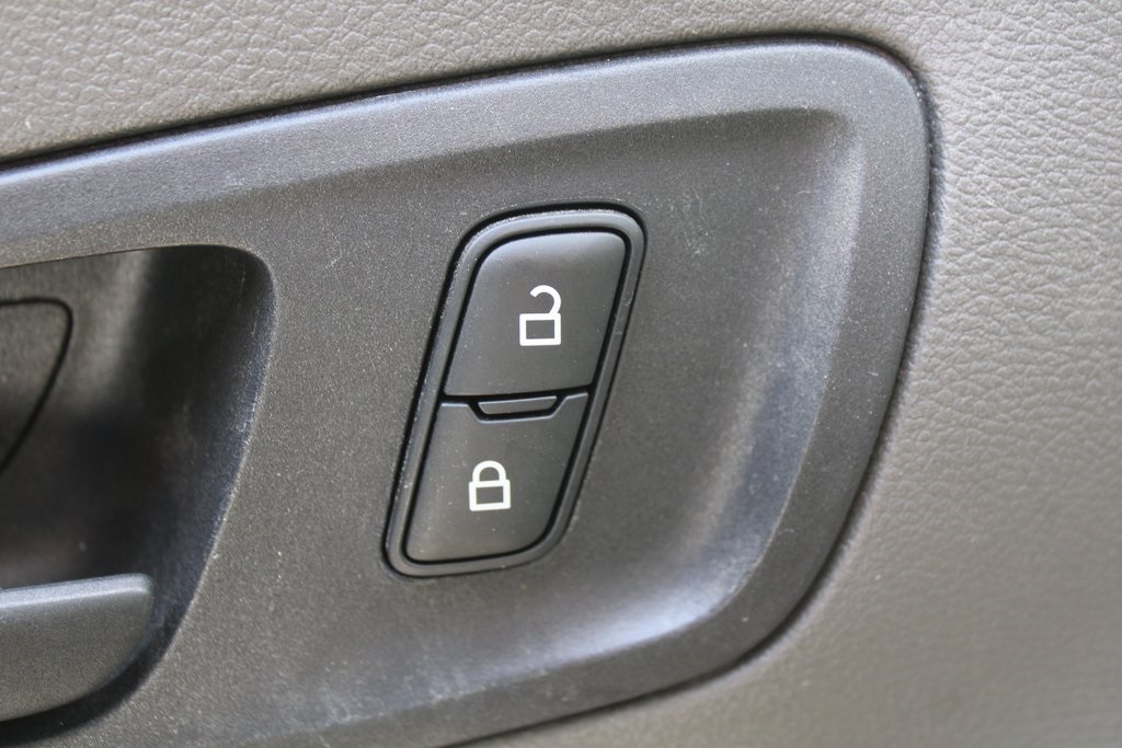 2020 Ford Transit Cargo Van photo 32
