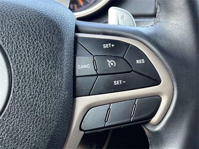 2017 Jeep Grand Cherokee Laredo photo 23