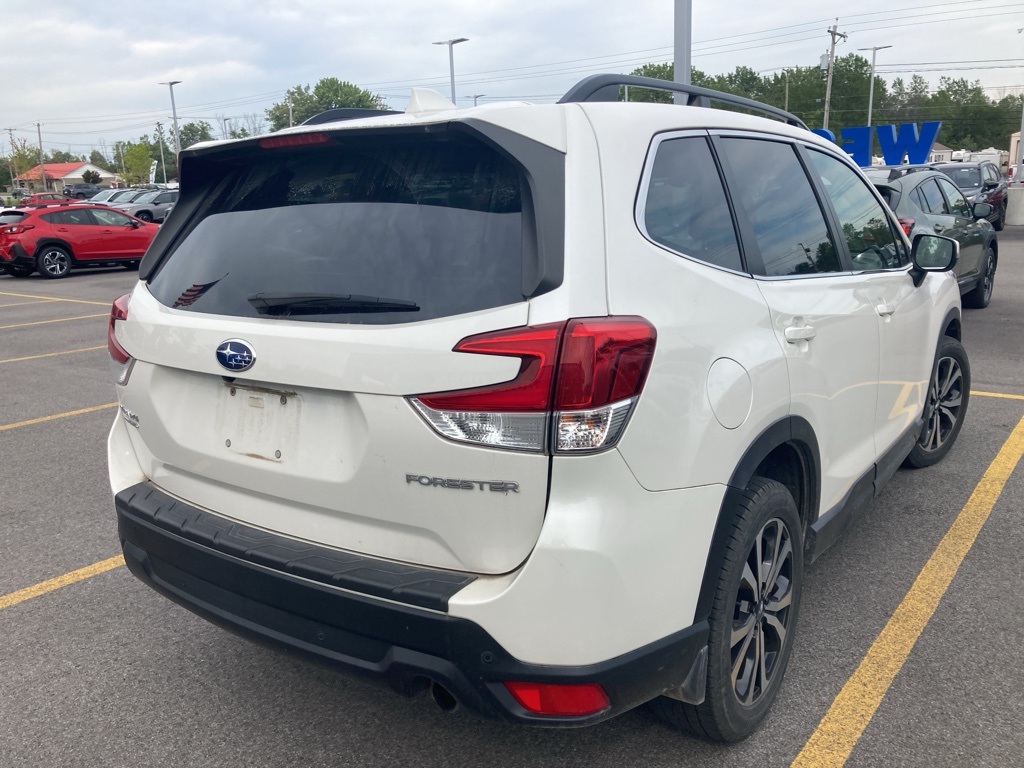 2020 Subaru Forester Limited photo 2
