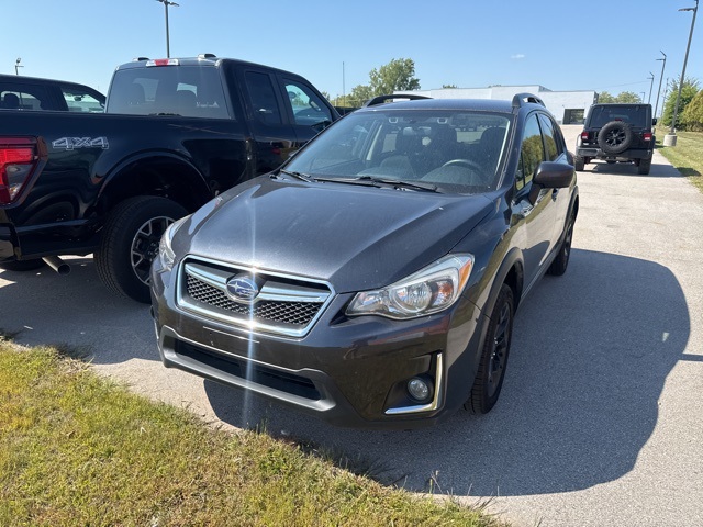 2017 Subaru Crosstrek 2.0i Premium photo 2