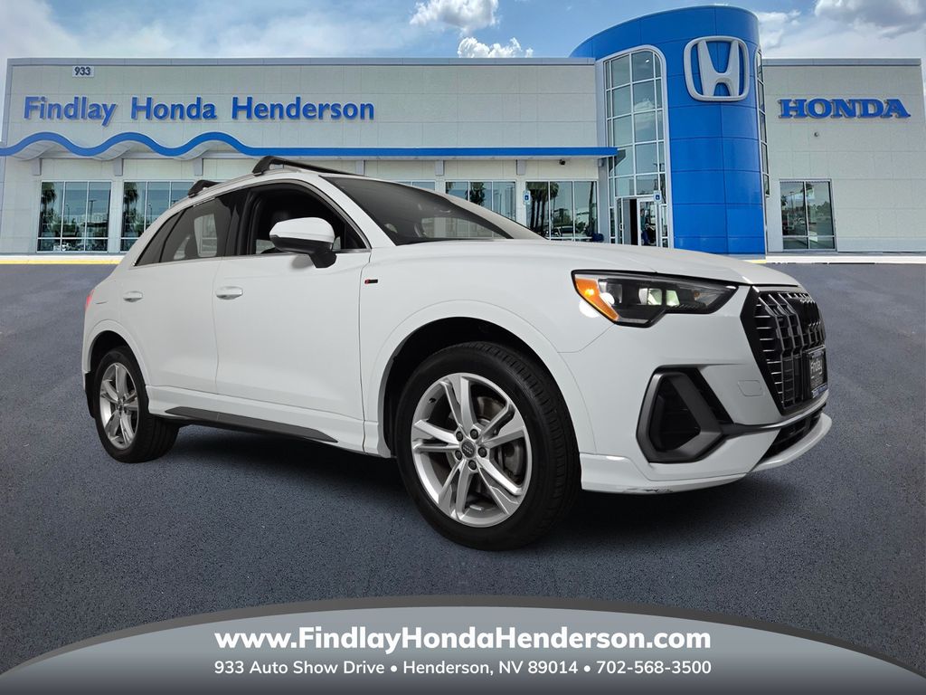 2020 Audi Q3 Premium S line photo 2