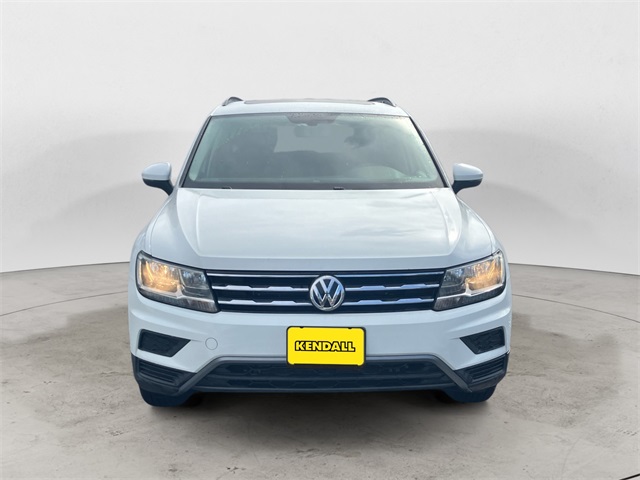 2019 Volkswagen Tiguan SEL R-Line photo 7