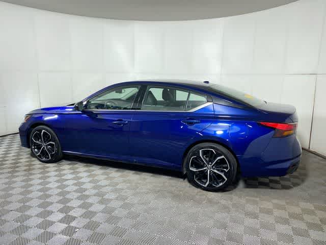2024 Nissan Altima 2.5 SR photo 3