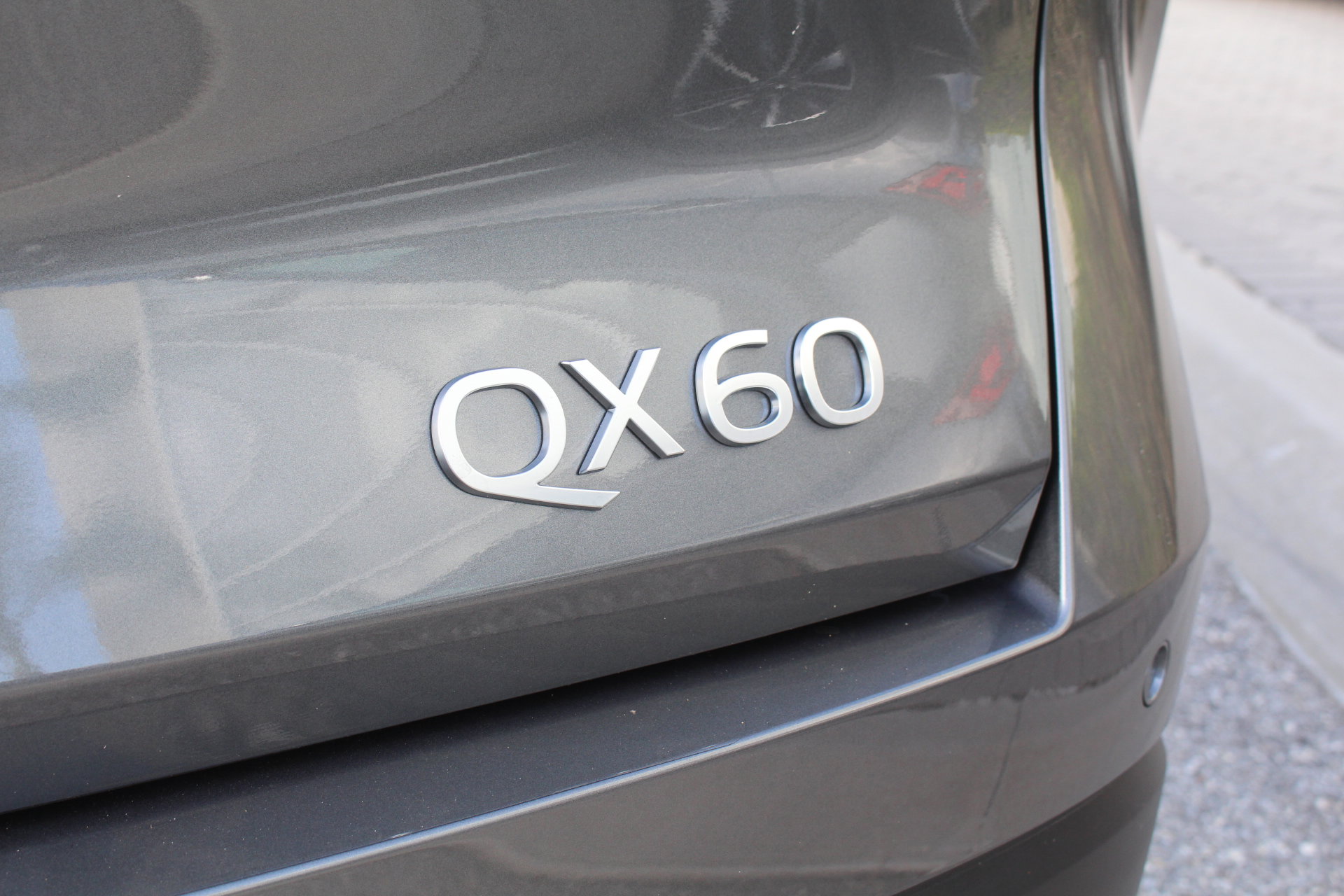 2026 Infiniti QX60 Luxe photo 5