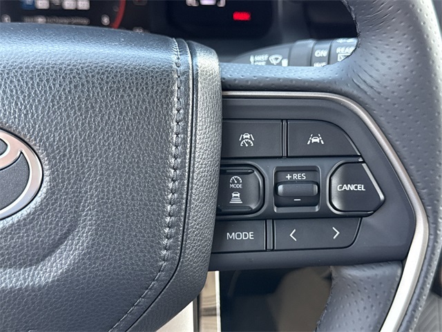 2025 Toyota 4Runner SR5 photo 23