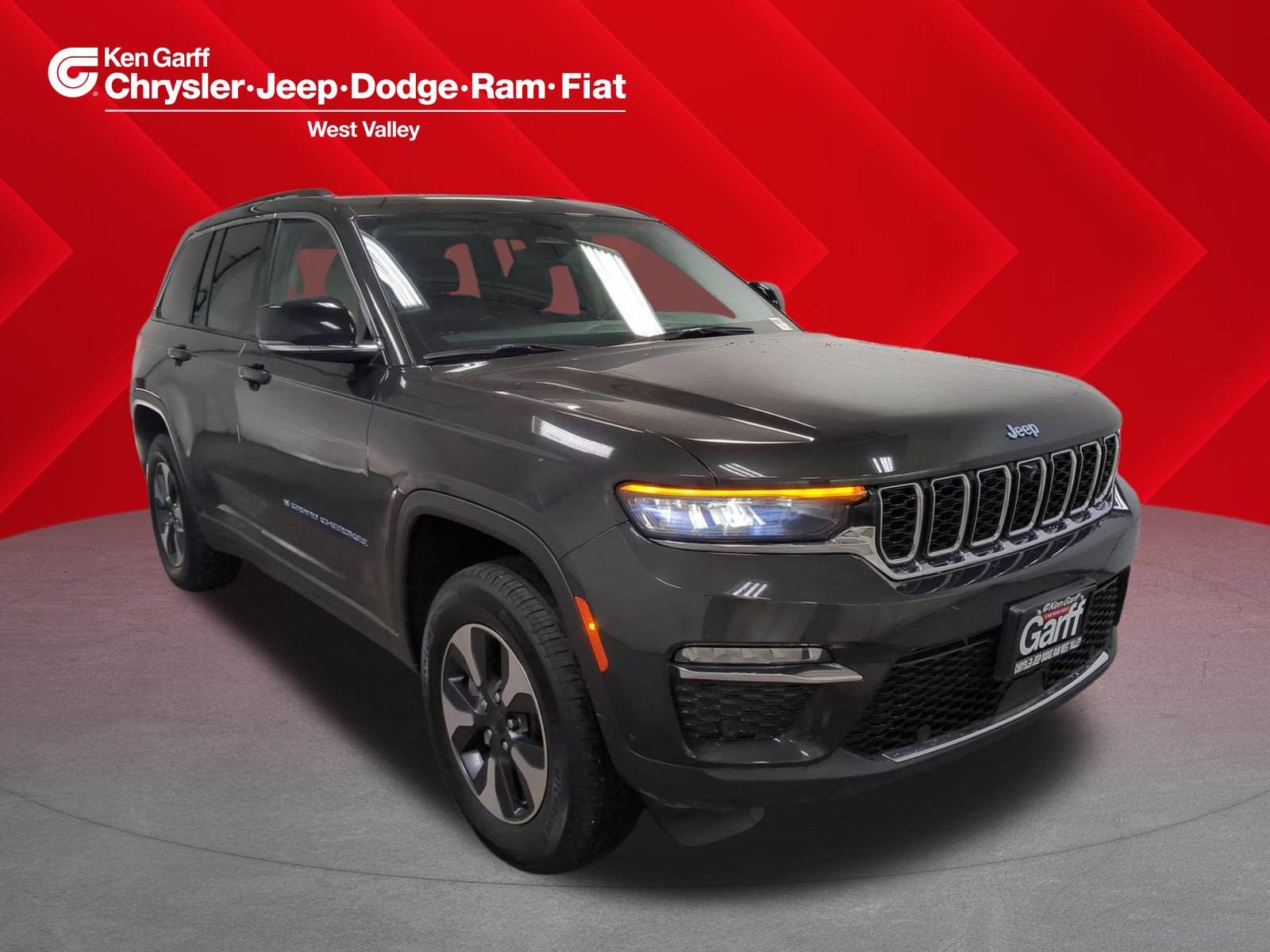 2023 Jeep Grand Cherokee 4xe's photo