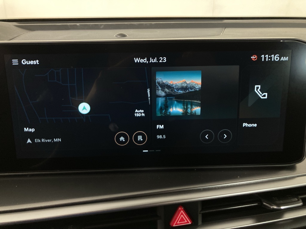 2025 Kia Sorento S photo 3