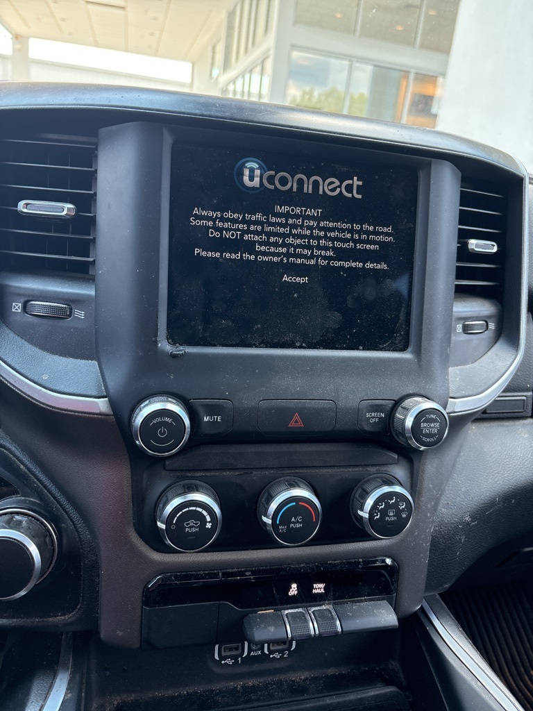 2020 Ram 1500 Big Horn Lone Star photo 3